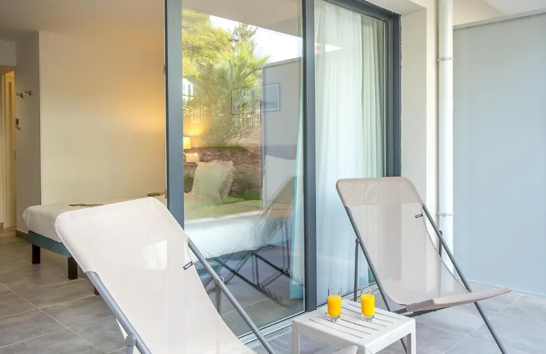 SOWELL HOTELS La Plage-1